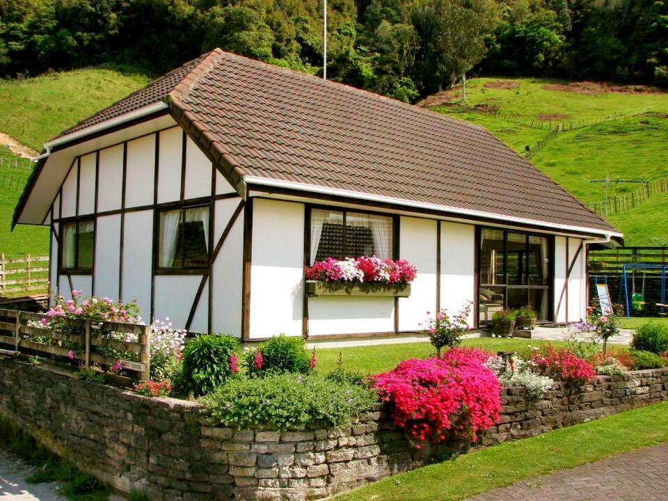 Westminster Holiday Home Rotorua Exterior photo